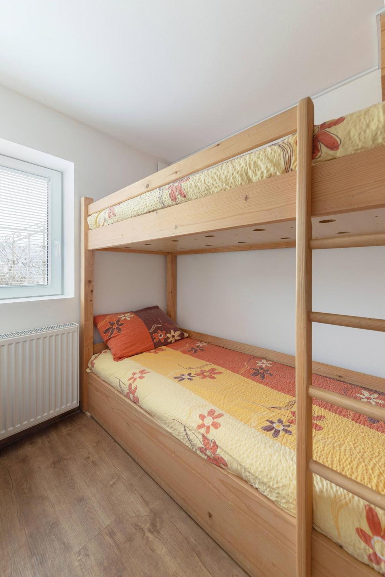Apartments Znidar Spodnje Gorje ภายนอก รูปภาพ